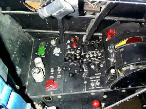 cf100760a-cockpit.jpg